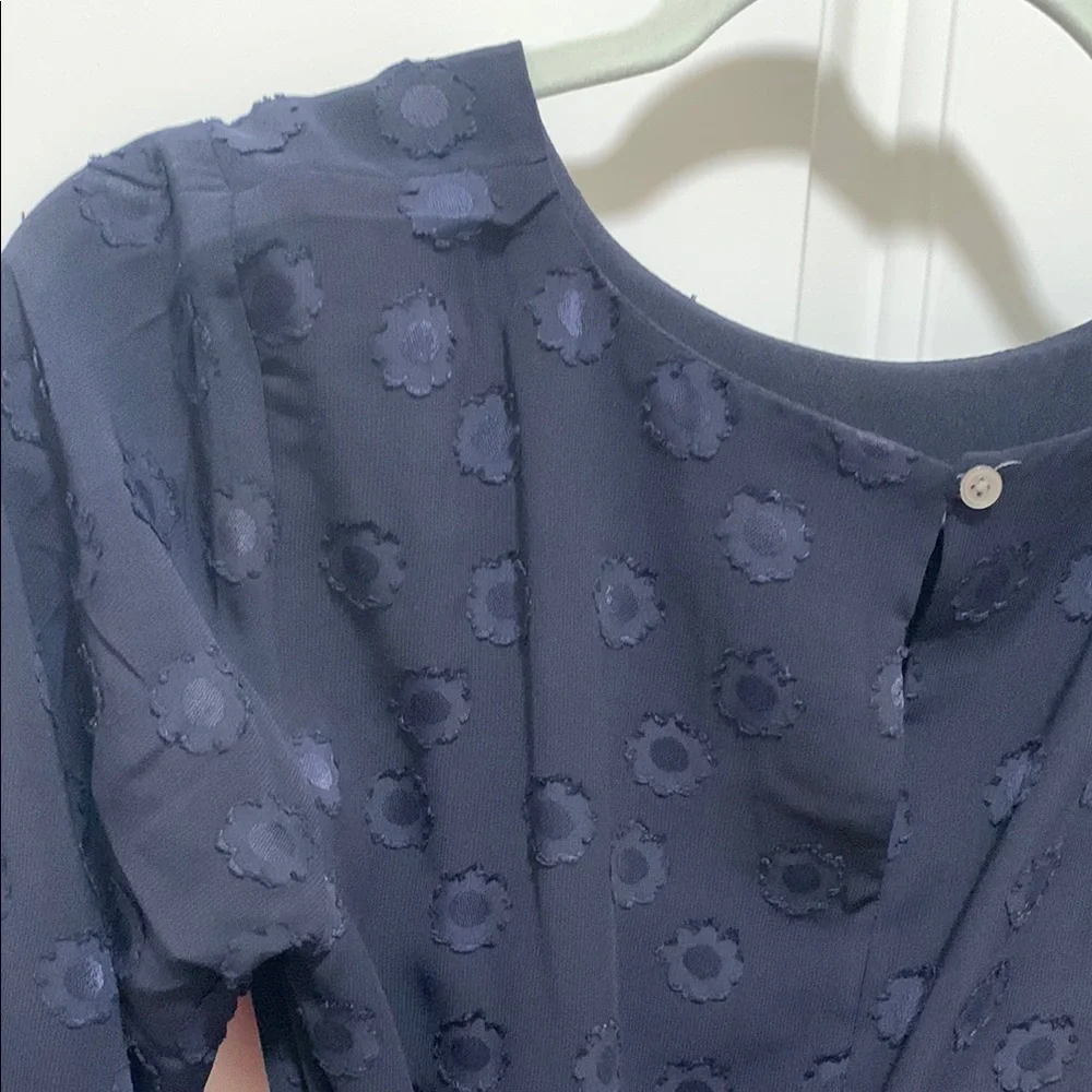 Elegant Navy Blue Women's Top - Picture 3 of 9